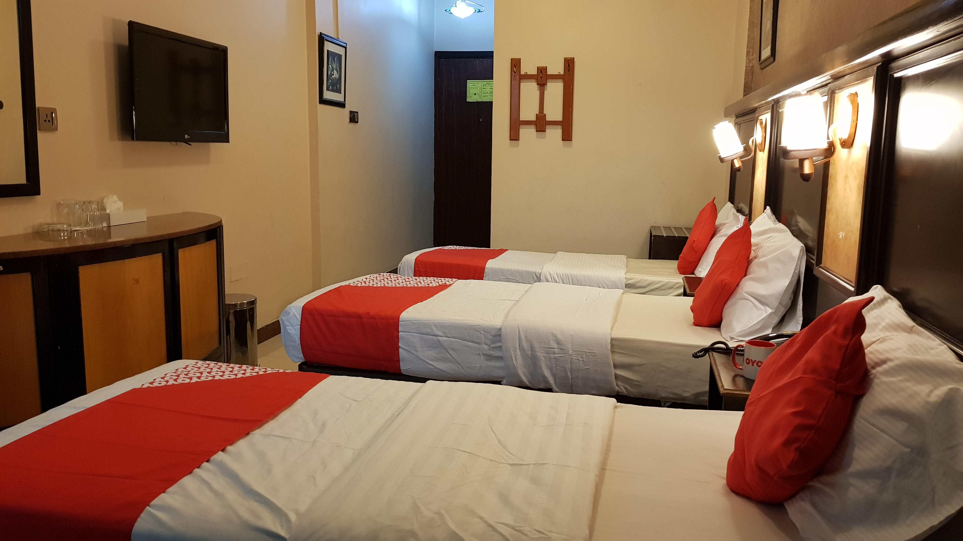 Oyo 491 Rahab Hotel Дубай Екстериор снимка