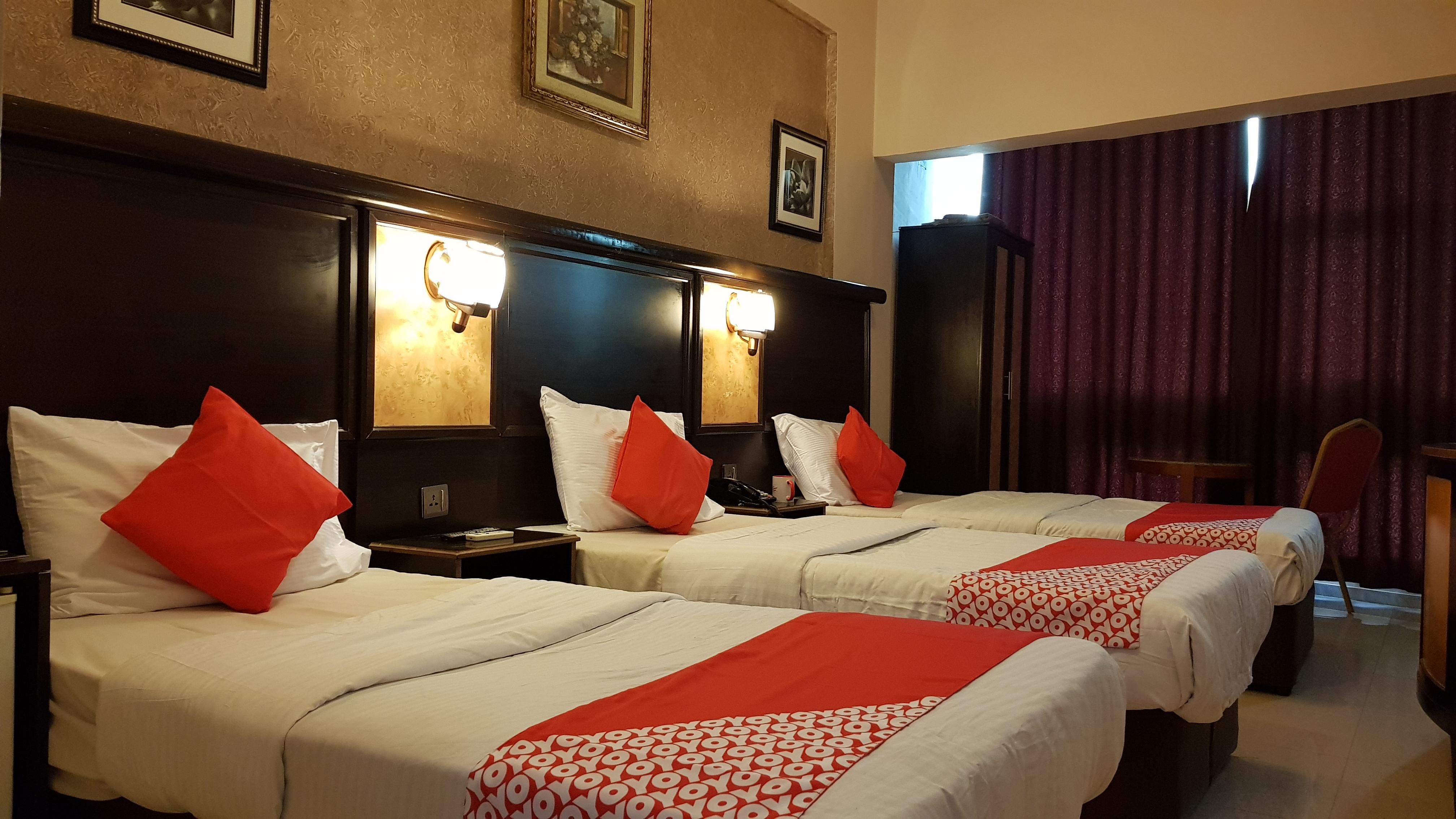 Oyo 491 Rahab Hotel Дубай Екстериор снимка