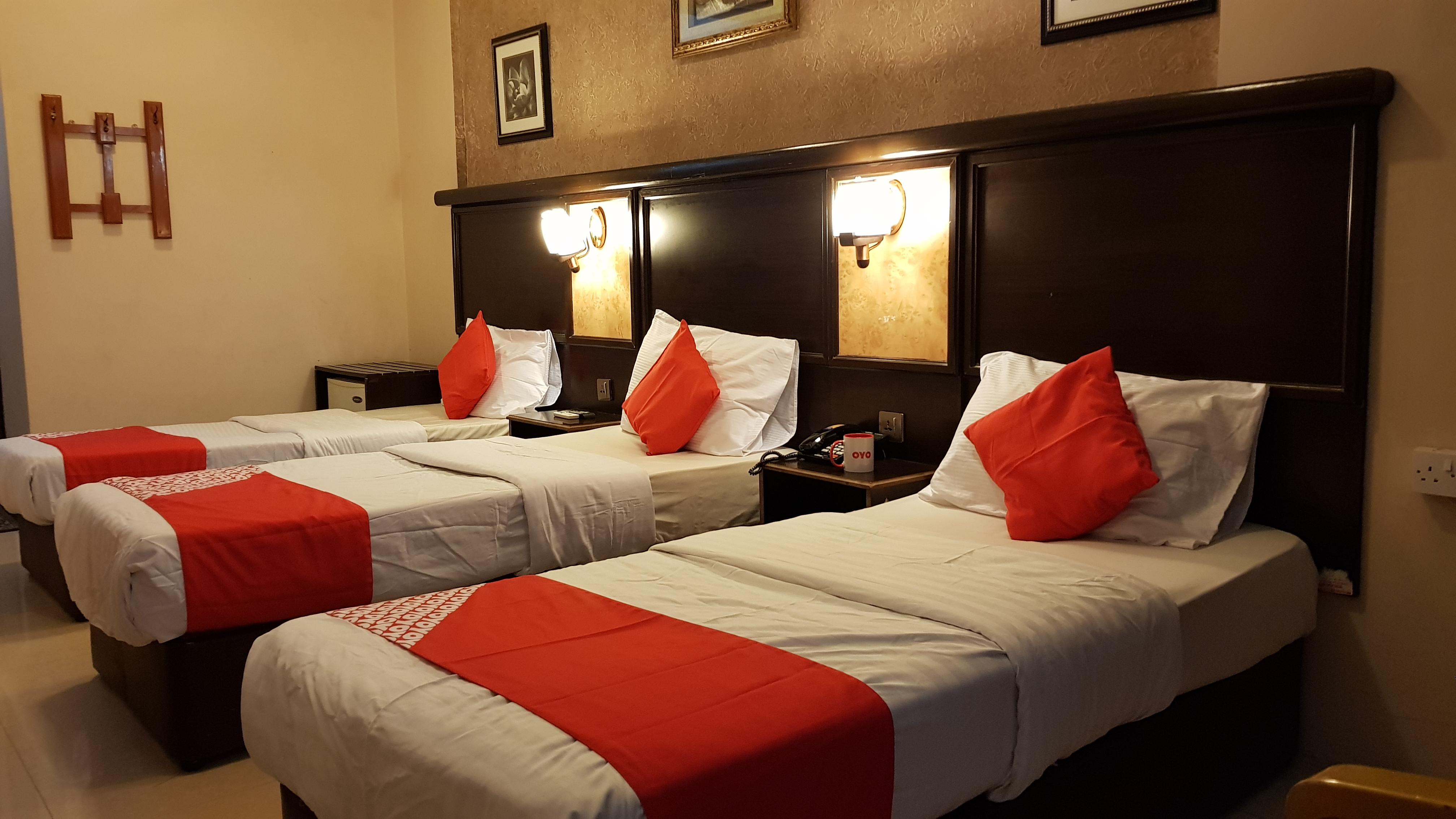 Oyo 491 Rahab Hotel Дубай Екстериор снимка