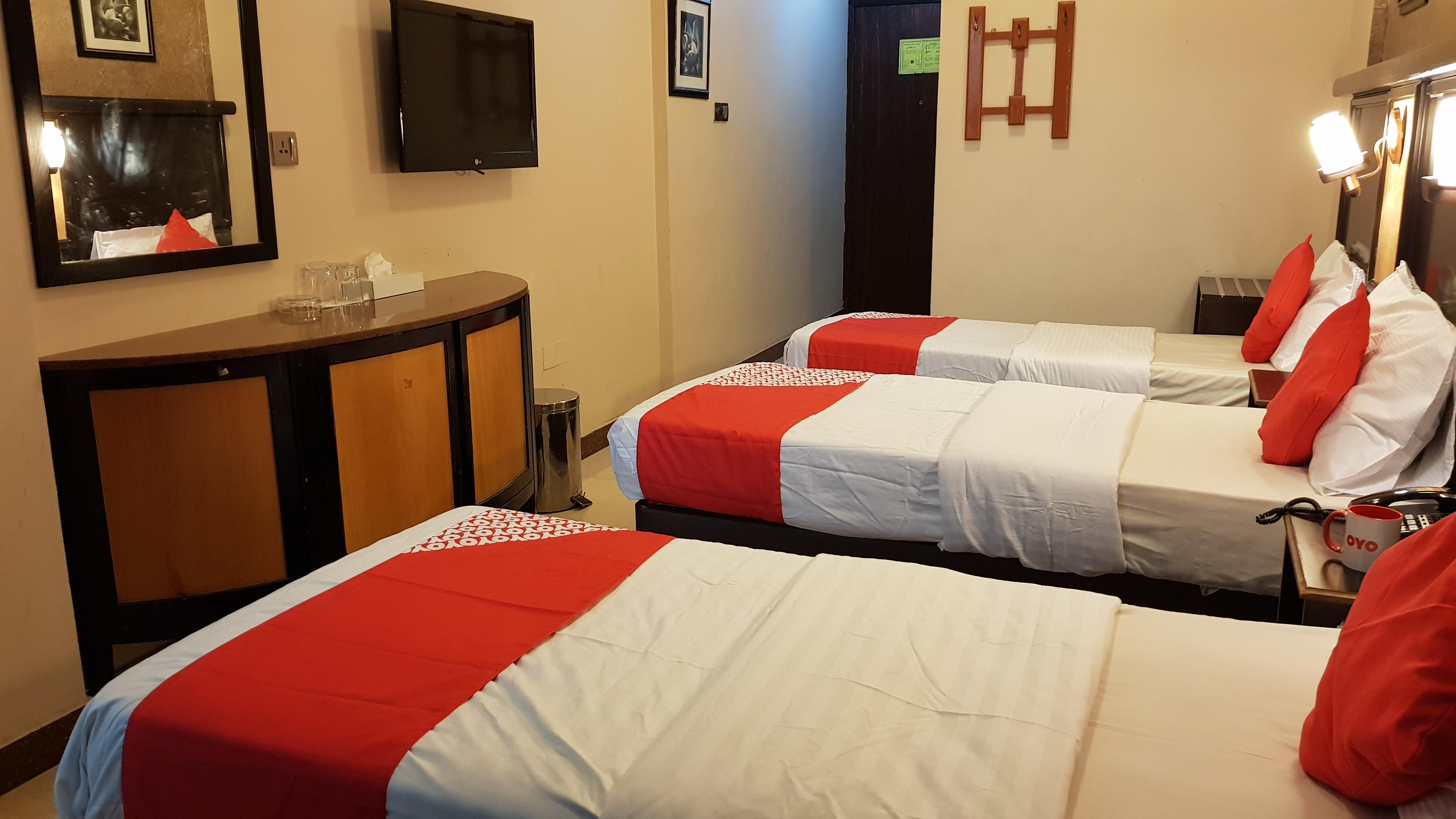 Oyo 491 Rahab Hotel Дубай Екстериор снимка