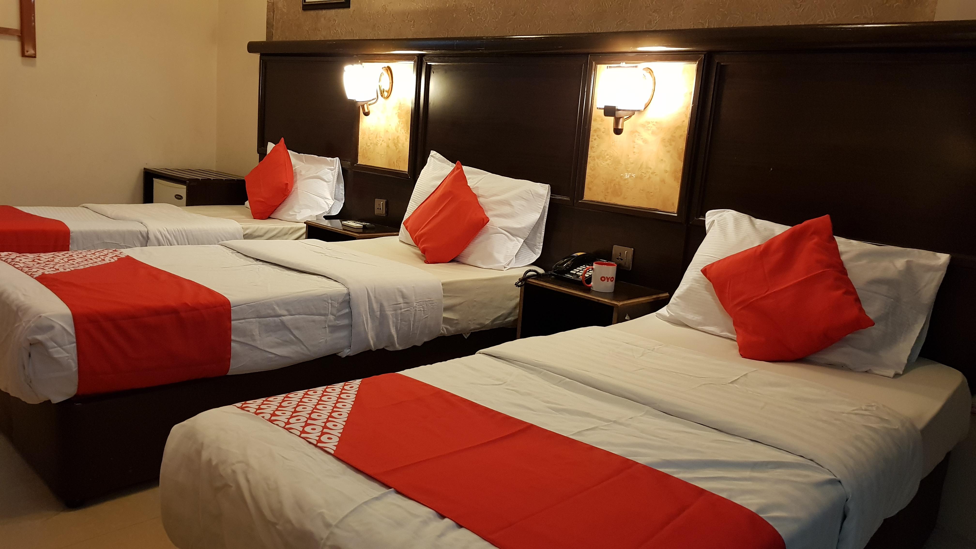 Oyo 491 Rahab Hotel Дубай Екстериор снимка