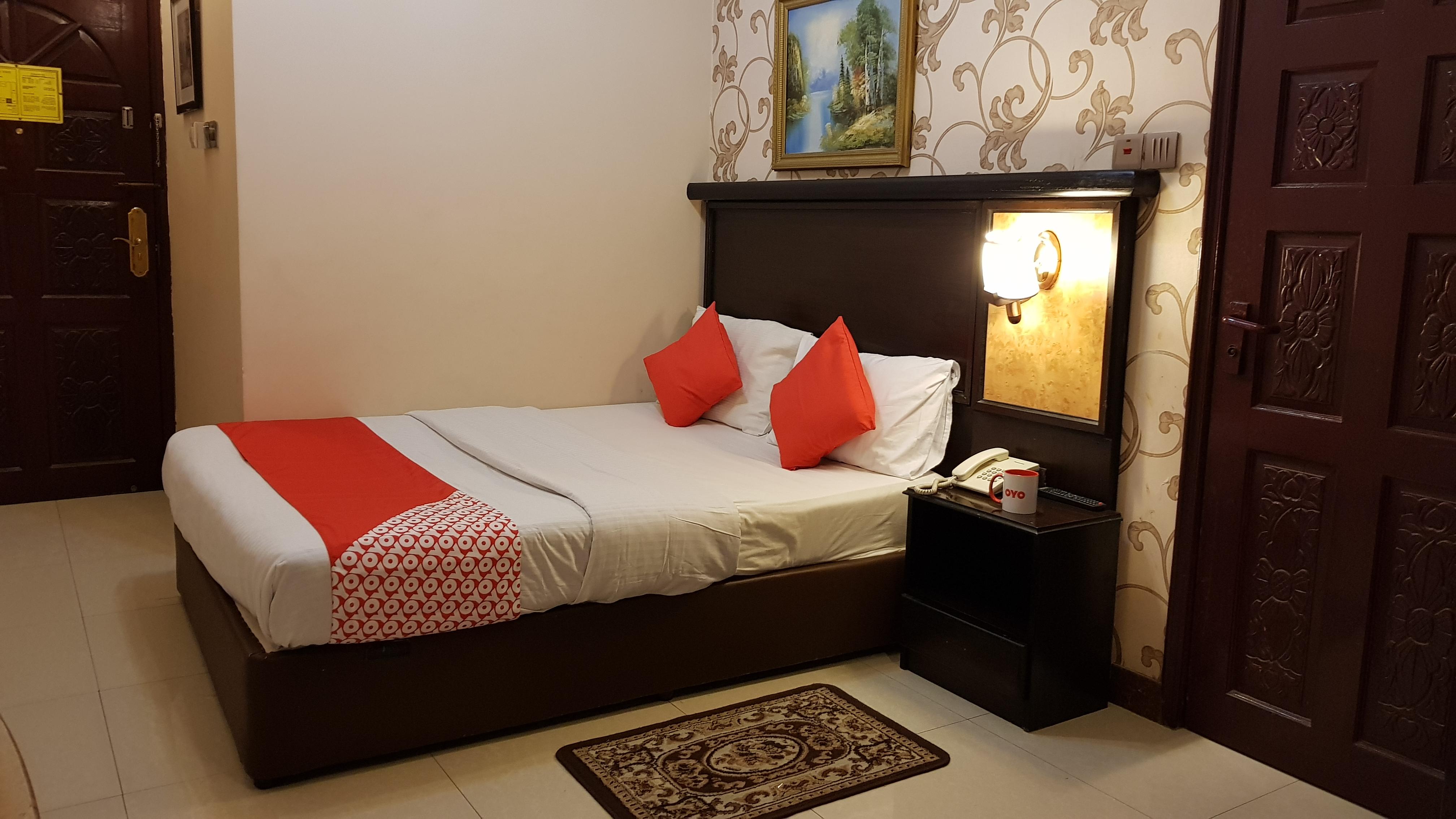 Oyo 491 Rahab Hotel Дубай Екстериор снимка