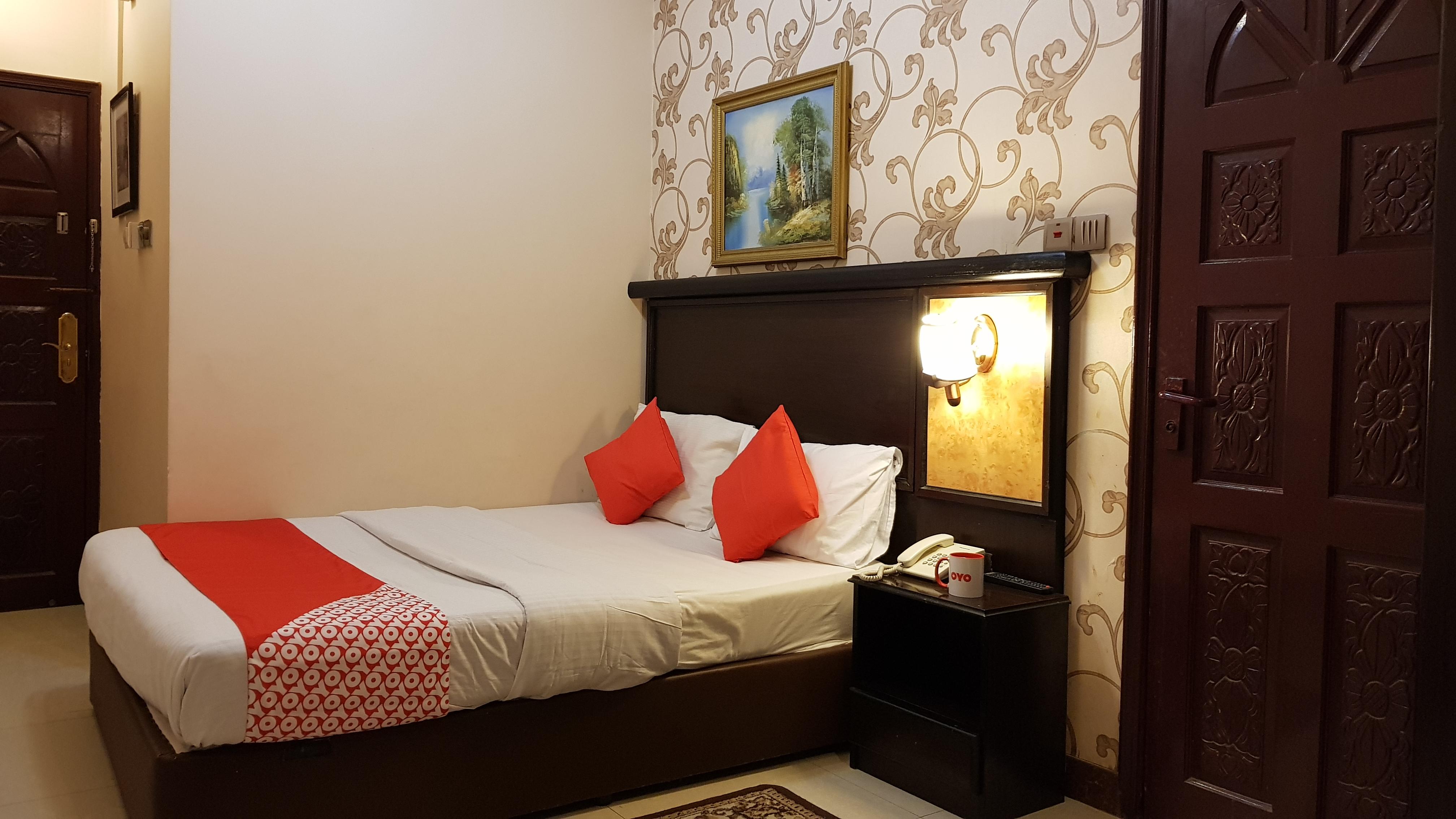Oyo 491 Rahab Hotel Дубай Екстериор снимка